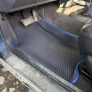 Коврики на Jeep Grand Cherokee (ZJ) 1992 - 1999 в Воронеже