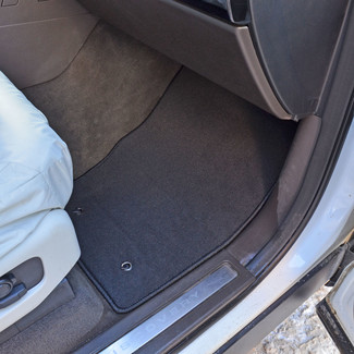 Коврики на Land Rover Discovery V 2016 - 2025 в Воронеже