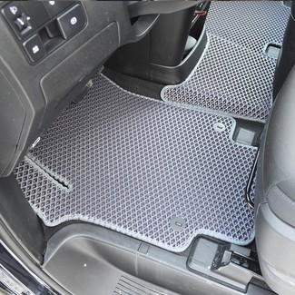 Коврики на Hyundai Staria 9 мест 2021 - 2025 в Воронеже