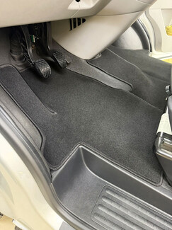Ворсовые коврики на Volkswagen Multivan (T5) 2003 - 2015 в Воронеже Ворсовые коврики на Volkswagen Multivan (T5) 2003 - 2015 в Воронеже