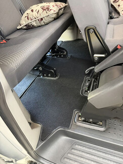Водительские коврики Volkswagen Caravelle (T5) 2003 - 2015 в Воронеже Водительские коврики Volkswagen Caravelle (T5) 2003 - 2015 в Воронеже