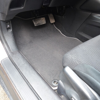 Ворсовые коврики на Honda CR-V IV 2012 - 2018 в Воронеже Ворсовые коврики на Honda CR-V IV 2012 - 2018 в Воронеже