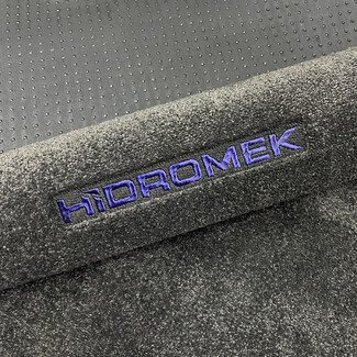 Ворсовые коврики на Спецтехника Экскаватор-погрузчик Hidromek HMK 102B Alpha K4 2022 - 2025 в Воронеже Ворсовые коврики на Спецтехника Экскаватор-погрузчик Hidromek HMK 102B Alpha K4 2022 - 2025 в Воронеже