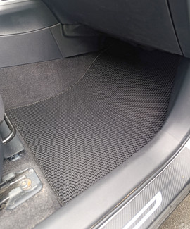 Коврики на Toyota Corolla Cross 2021 - 2025 в Воронеже