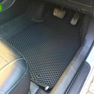 Ворсовые коврики на Toyota Corolla Axio (E14) 2006 - 2012 в Воронеже Ворсовые коврики на Toyota Corolla Axio (E14) 2006 - 2012 в Воронеже